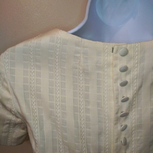 Vintage 50's Handmade Bow Trimmed Embroidered Stripe Ivory Brocade Wedding Dress - Picture 7 of 13